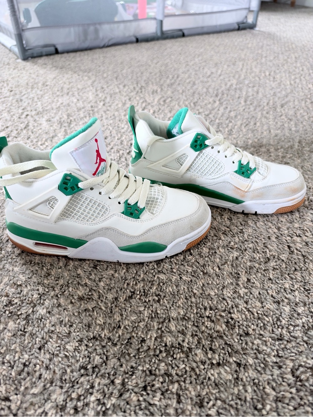 Nike Jordan 4 Kids Sneakers - White & Green